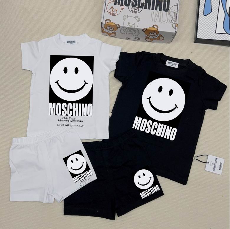 Moschino sz66 73 80 90 100 110 105